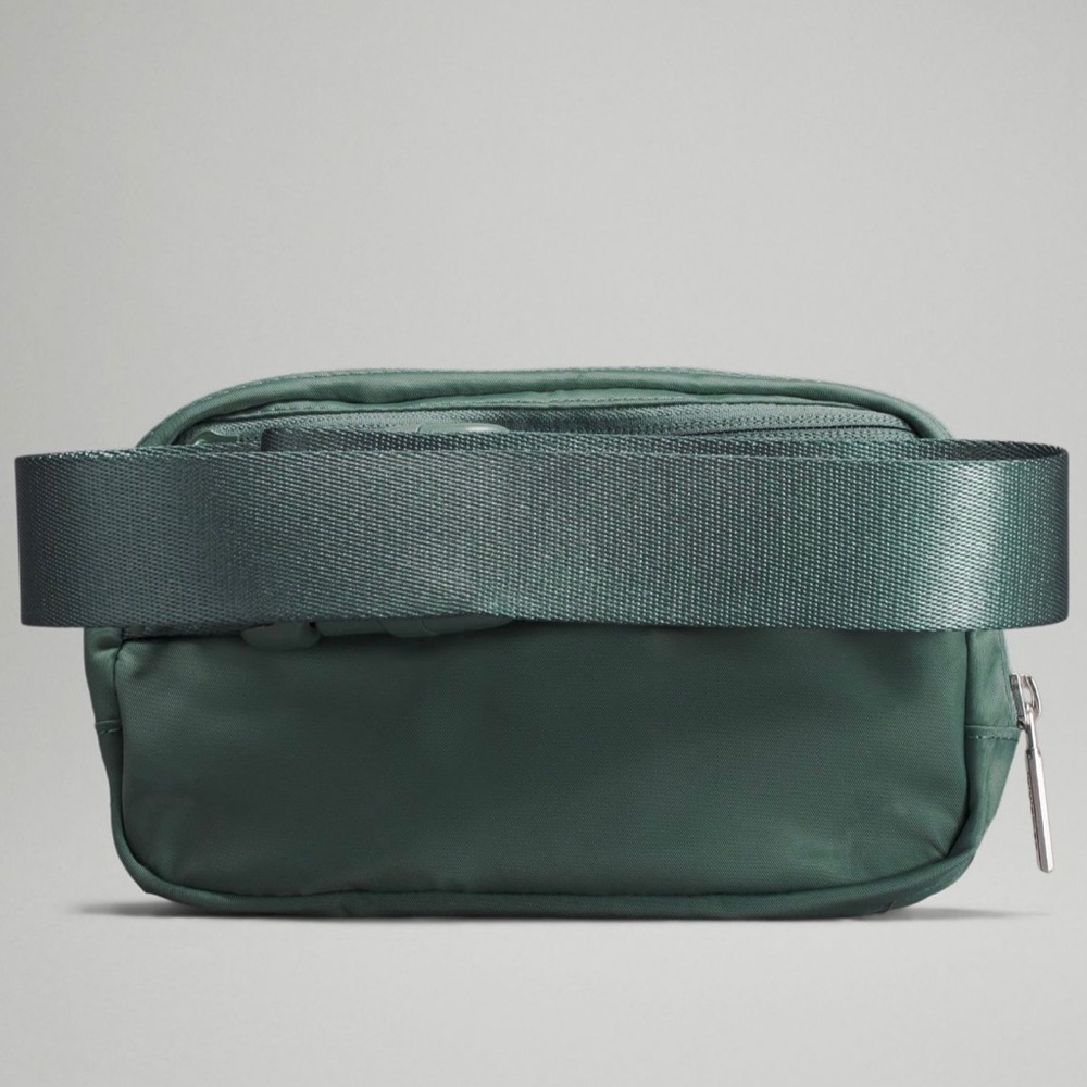 💚 NEW Lululemon | Everywhere Belt Bag 1L in Tidewater Teal NWT - Picture 6 of 6